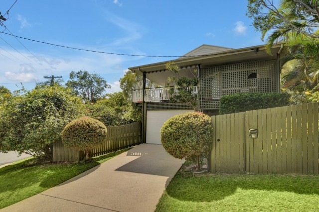 25 Turner Drive Moffat Beach